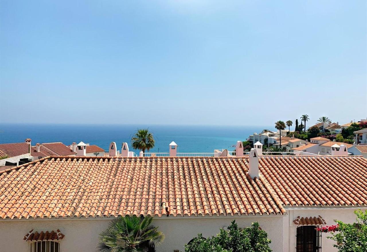Вилла Wonderful House By The Sea Нерха Экстерьер фото