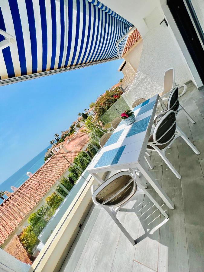 Вилла Wonderful House By The Sea Нерха Экстерьер фото